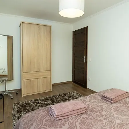 Zsendulo Apartman Apartment *