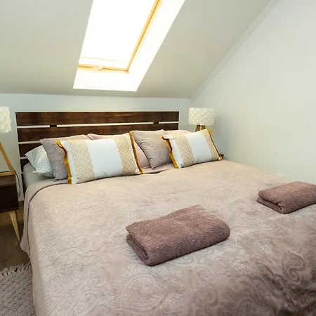 Zsendulo Apartman Apartment Eger