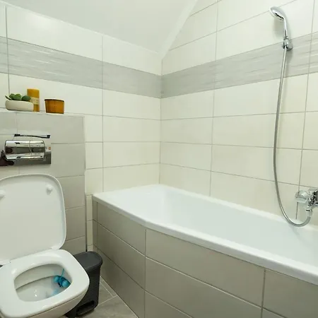 Apartment Zsendulo Apartman