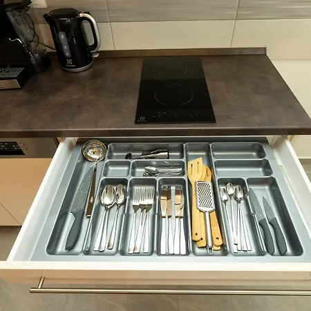 Zsendülő Apartman * Eger