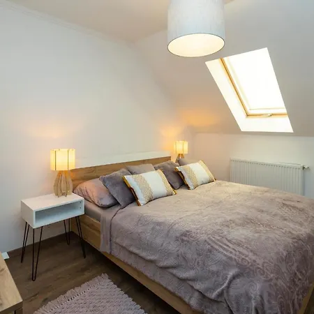 Zsendulo Apartman * Eger