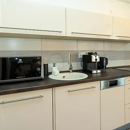 Zsendulo Apartman Apartment *
